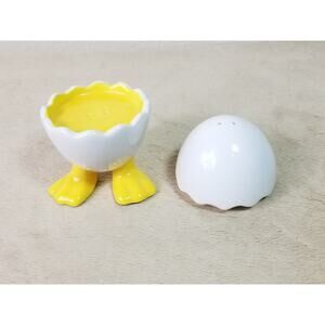 Ganz Salt & Pepper Shakers Cracked Egg Bella Casa 4" White Yellow 80's Ceramic